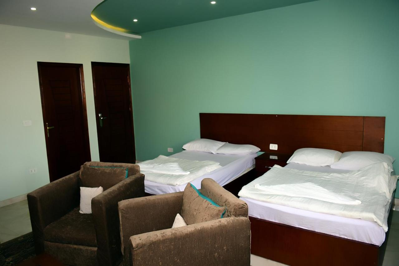 Hotel Grand Pyramids View 3*