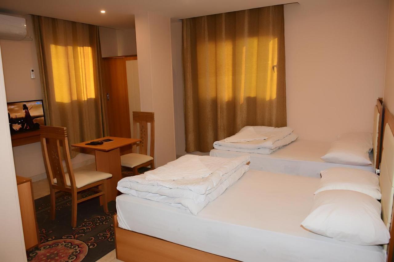 Grand Pyramids View 3*