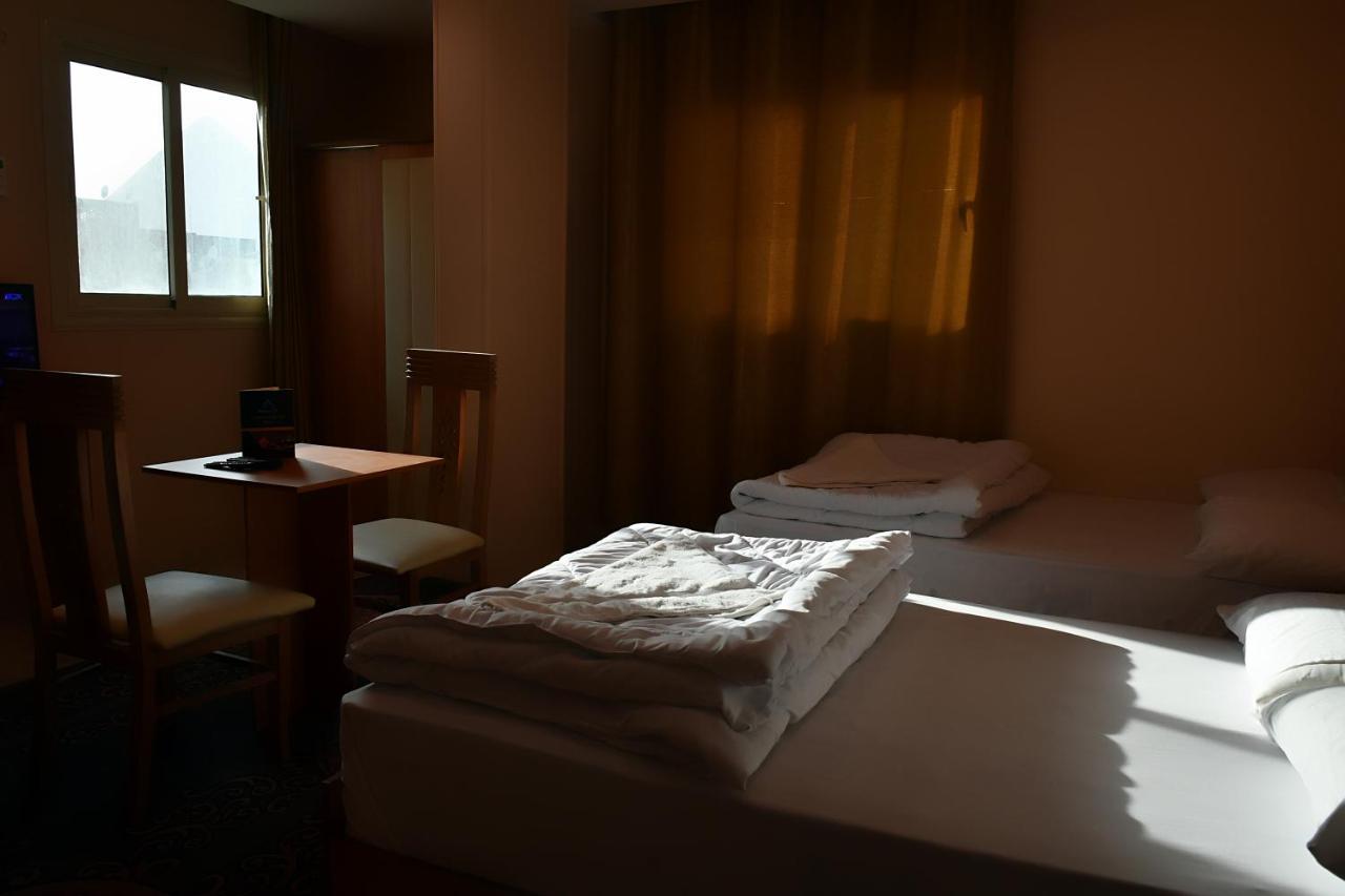 Grand Pyramids View 3* El Cairo