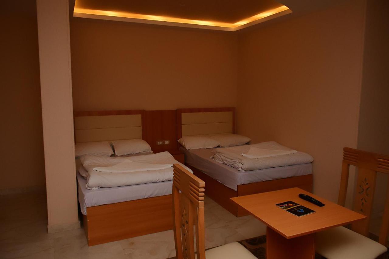 Grand Pyramids View 3*